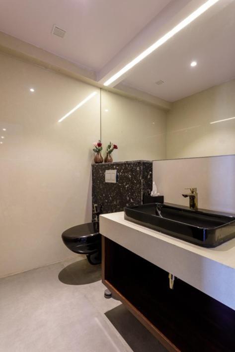 Svenska Design Hotel Kakinada Exterior photo