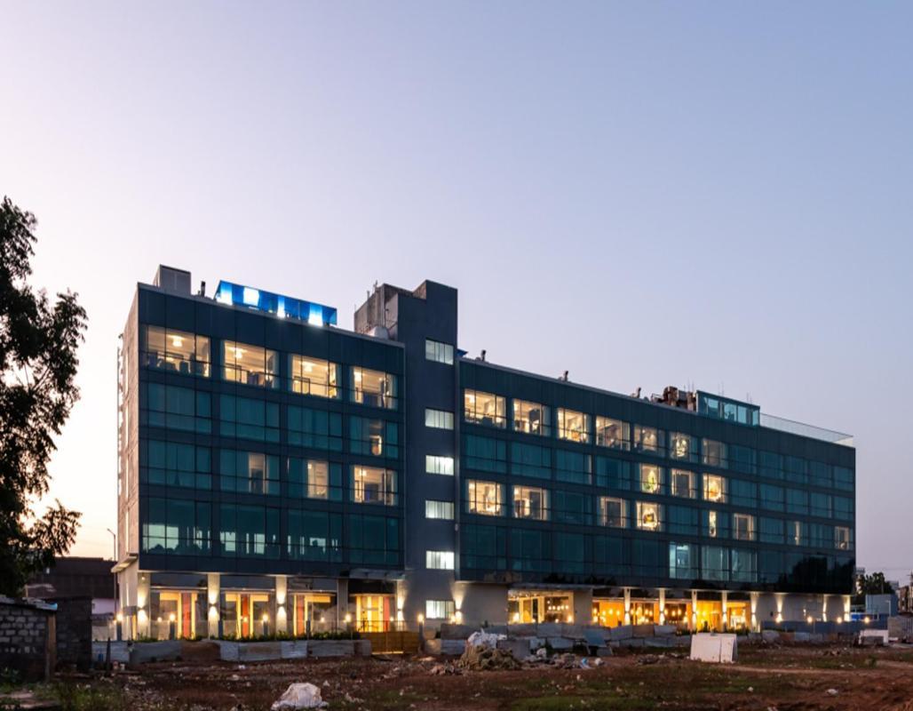 Svenska Design Hotel Kakinada Exterior photo