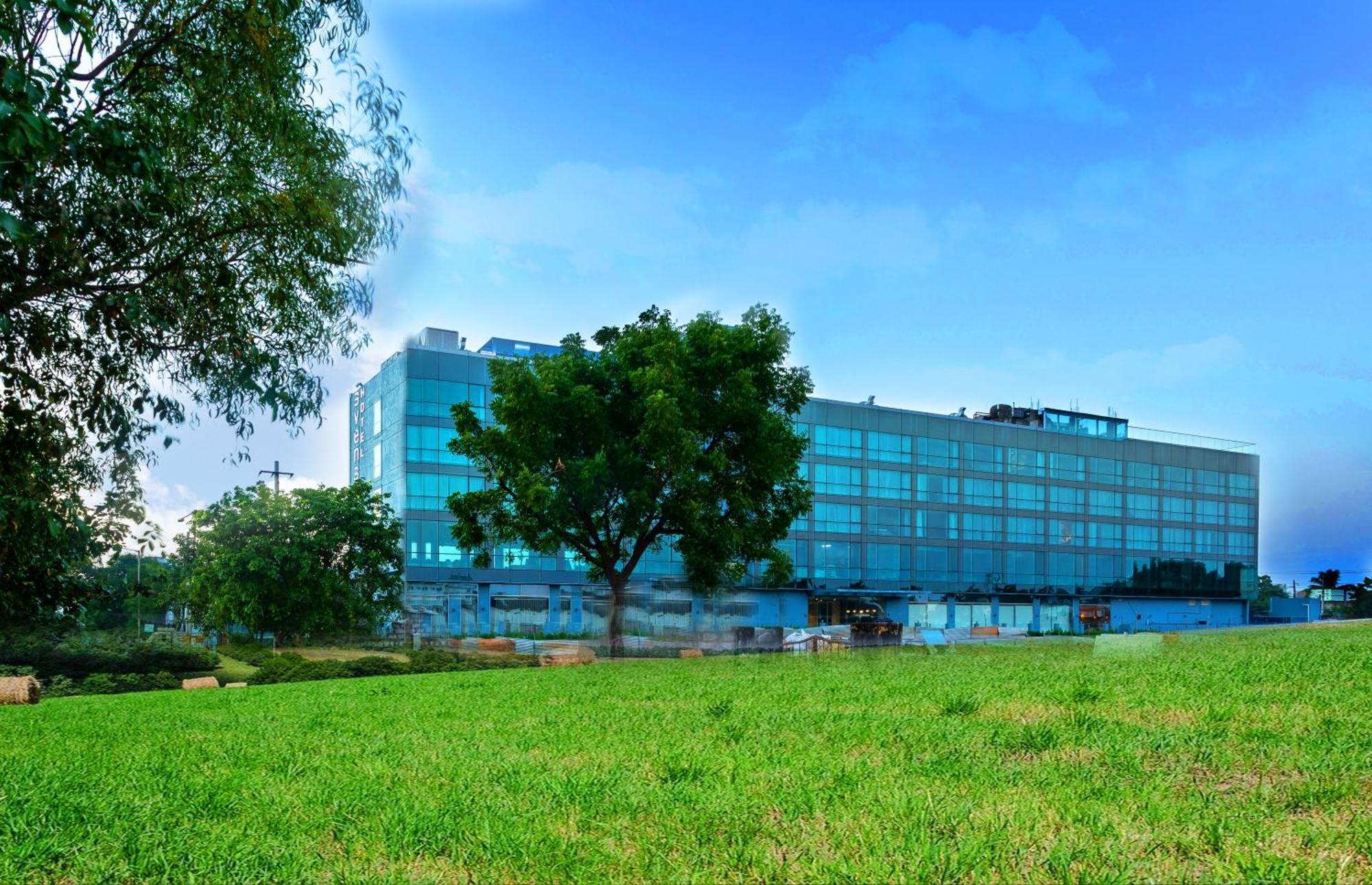 Svenska Design Hotel Kakinada Exterior photo
